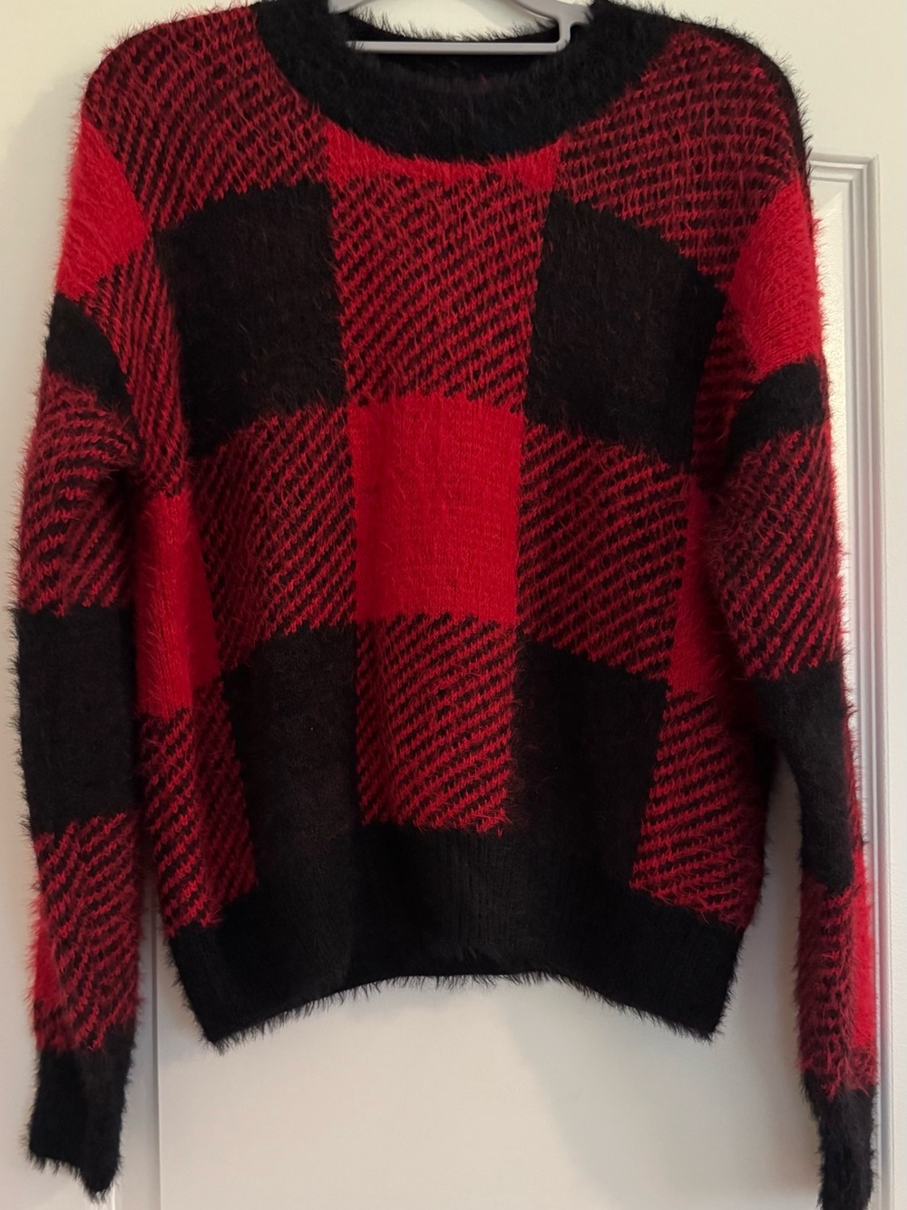 SO Goods for Life Fuzzy Buffalo Plaid Sweater Red Black Large Cropped
